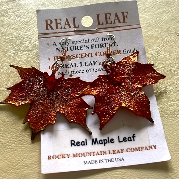 Maple Leaf Earrings# - Picture 2 of 6